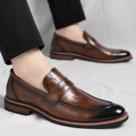 The Classic Metro Leather Shoes